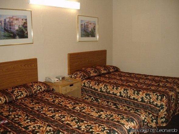 Great Western Inn Джънкшън Сити Стая снимка