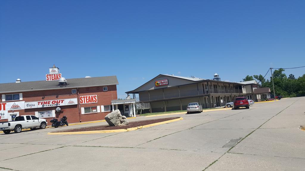 Great Western Inn Джънкшън Сити Екстериор снимка