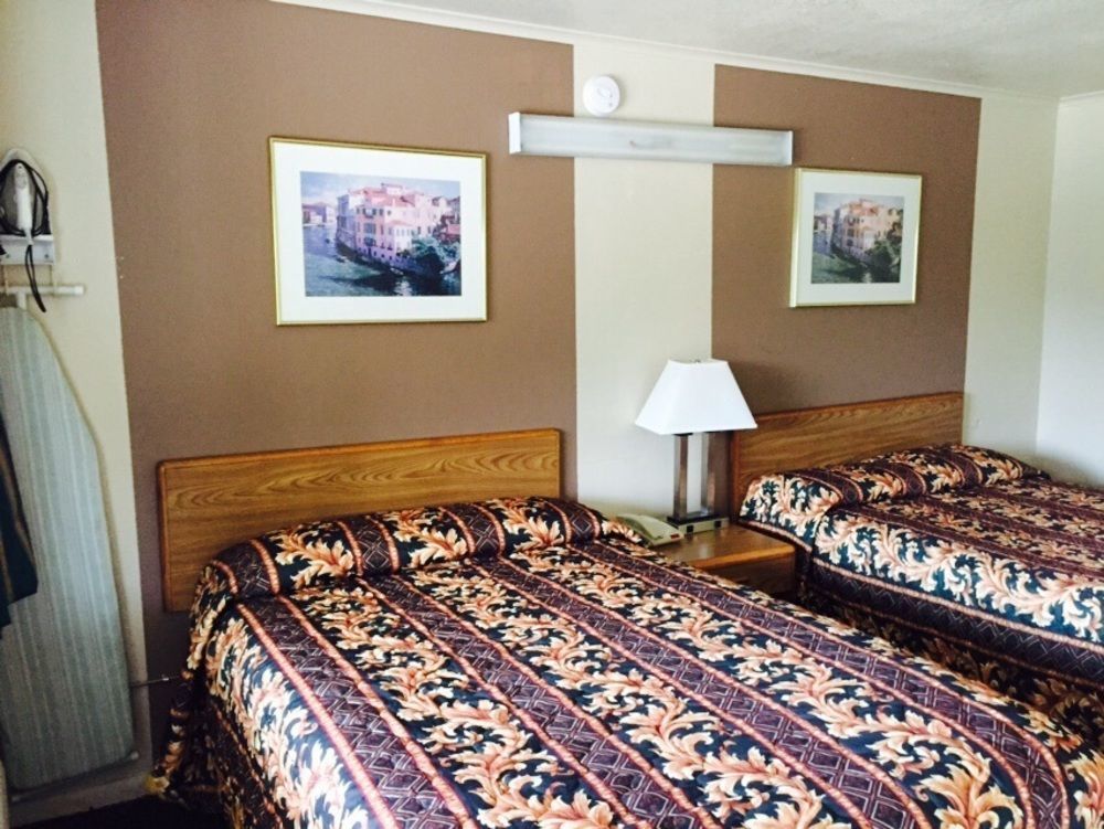 Great Western Inn Джънкшън Сити Екстериор снимка