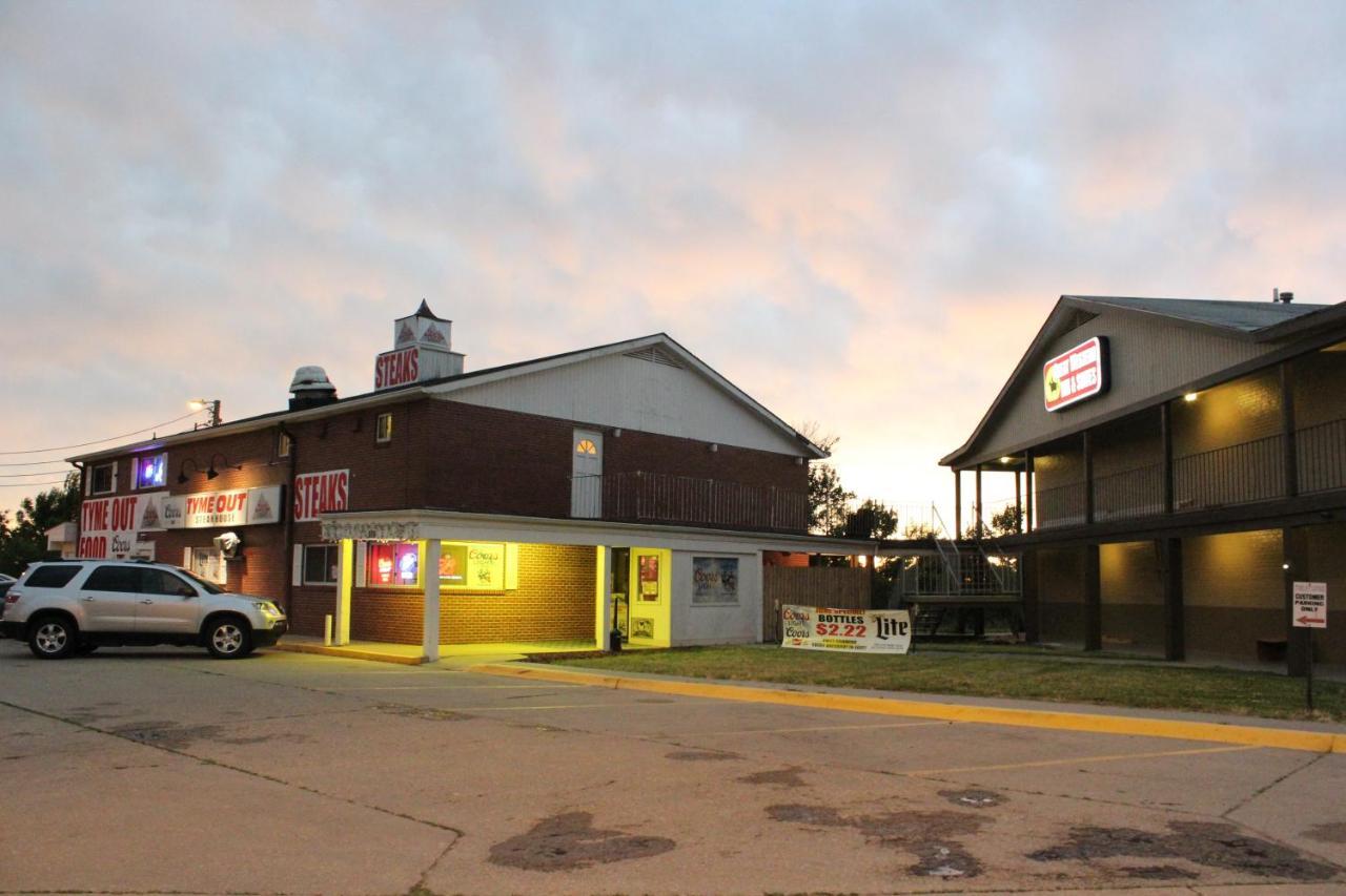 Great Western Inn Джънкшън Сити Екстериор снимка