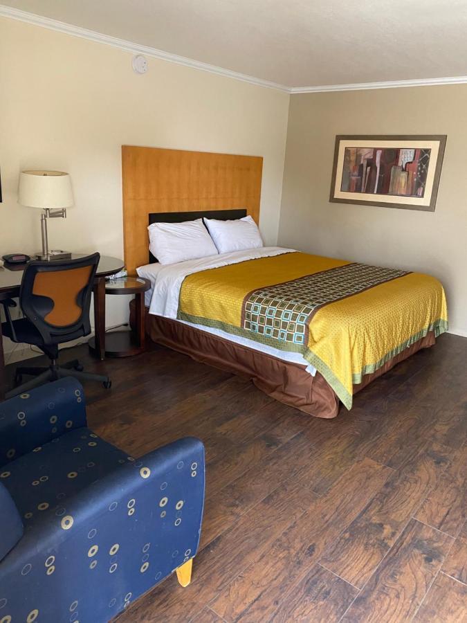 Great Western Inn Джънкшън Сити Екстериор снимка
